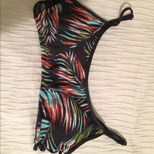 TROPICAL BATHING SUIT TOP NWOT